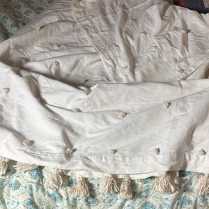 Cream Textured Tassel Throw Blanket - Soft Decorative Layer